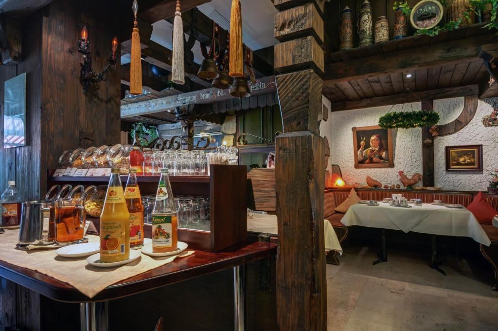 Hotel Zum Weissen Roessel Walldorf  Eksteriør billede